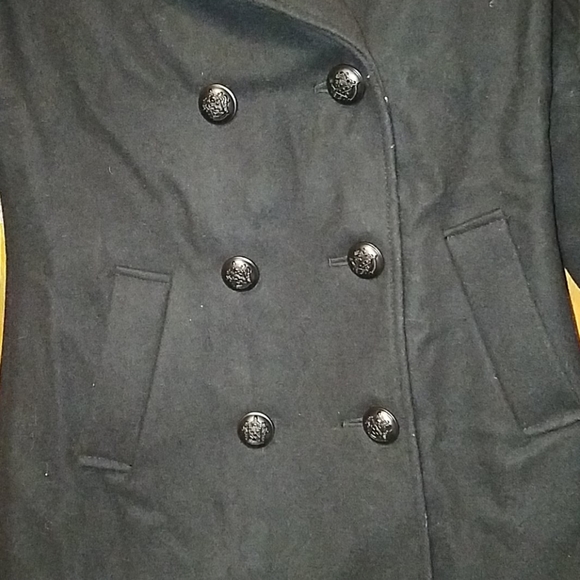 ⬇️Merona black double breasted coat - Picture 4 of 7